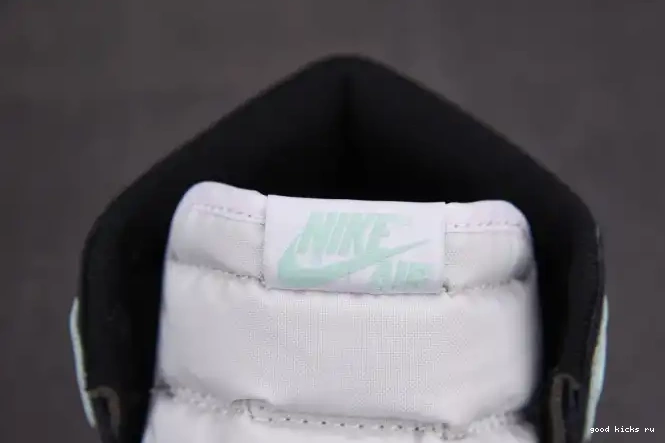 Rep High 861428-100 Retro 1 Igloo Jordan 0422